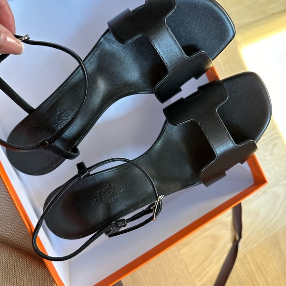 Hermes Heden 80 Sandal size 37 in calfskin authentic and brand new - Picture 4 of 10